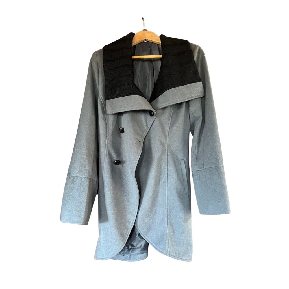 Venus Coat